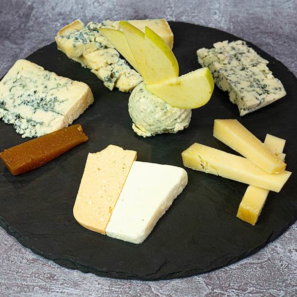 Tabla de seis quesos asturianos | Sidrería Restaurante Asturiano Couzapín